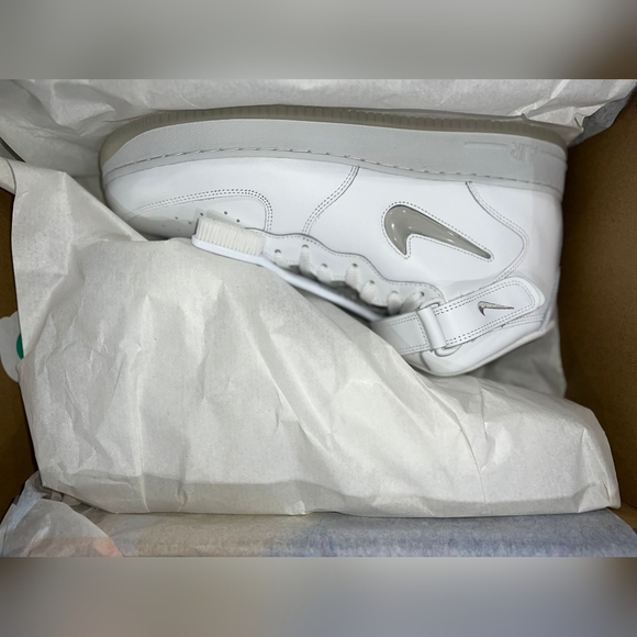 Nike UPTOWNS Air Force 1 Mid 07 Sneakers- Men's Size 13  NIB - Picture 2 of 8